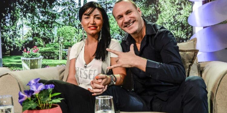 alin si larisa oprea