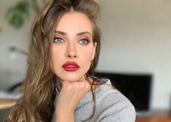 iulia albu