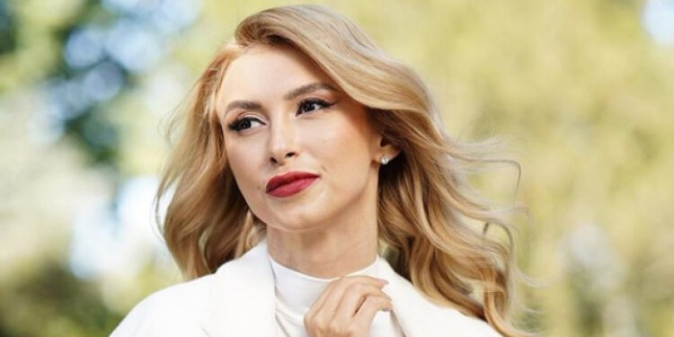 Incredibil. Cine e aliatul Andreei Bălan la divorț