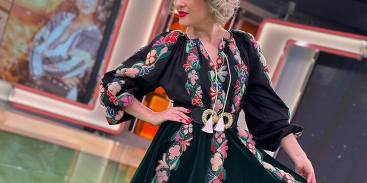 Mirela Vaida și-a speriat fanii. I s-a făcut rău în timpul emisiunii. Ce se întâmplă cu prezentatoarea