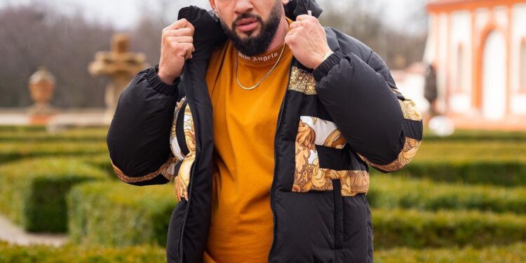 Dorian Popa s-a făcut de râs la un restaurant la Paris. La ce metodă a recurs artistul