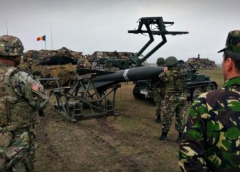 Românii, din ce în ce mai interesați de stagiul militar. Le e frică de război