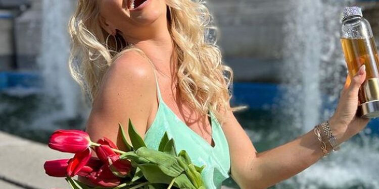 Andreea Bănică, cadou de zeci de mii de euro de 1 iunie. Lucian Mitrea nu se uită la bani când e vorba de soție