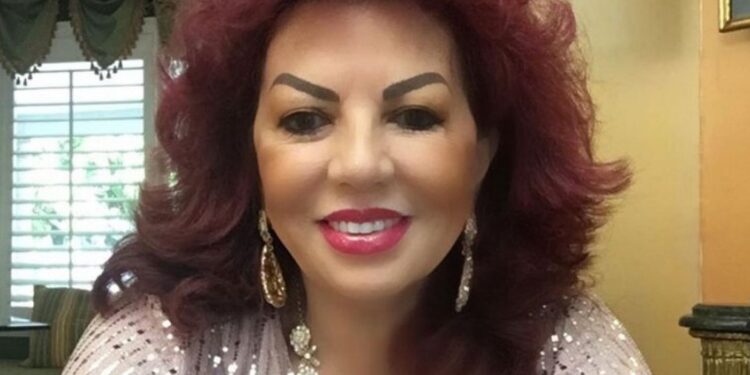 Bianca Drăguşanu a sărit la gâtul lui Carmen Harra. Blonda a luat foc după predicțiile făcute de clarvăzătoare