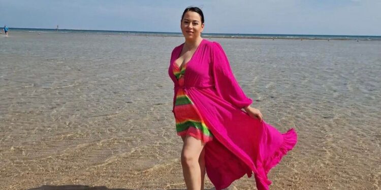 Oana Roman a plecat în vacanță. Ce destinație a ales vedeta după despărțirea de Marius Elisei