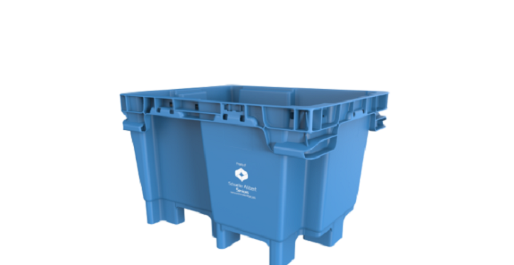 Boxpaletii din plastic vs. cei din lemn: Care sunt mai durabili si mai eficienti?