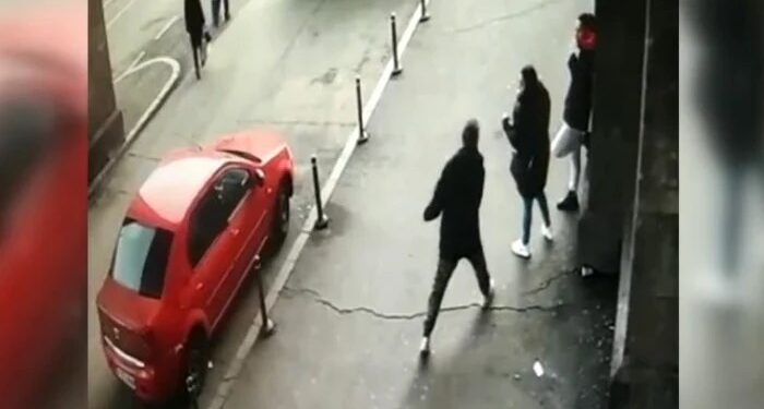 Clipe de groază în Gara de Nord. O femeie a fost înjunghiată | VIDEO