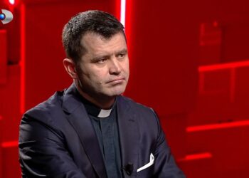 Cât de grea este viața preotului celibatar? Francisc Doboș: „Nicio ispită nu este departe de noi!”
