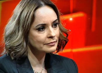 Andreea Marin, confesiuni cutremurătoare! Vedeta a fost diagnosticată cu o boală rară