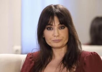 Dana Budeanu, pusă la punct de o profesoară: „V-aţi adresat profesorilor ca unor câini vagabonzi. Atât aţi putut”