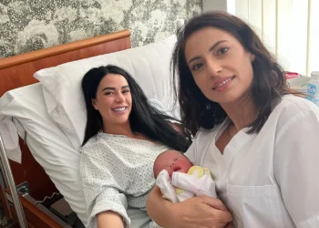Daniela Crudu a născut. A publicat primele imagini cu bebelușul, chiar din sala de nașteri