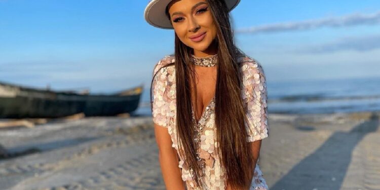 Vlăduța Lupău are o casă spectaculoasă. Cum arată dormitorul artistei