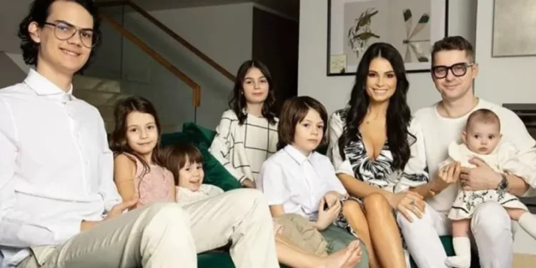 ”Greul pică pe mine”. Anca Serea e vizibil deranjată că Adi Sînă pleacă des de acasă