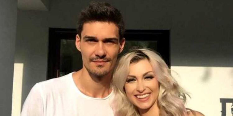 Andreea Bălan și George Burcea, din nou prin tribunale! Actorul trebuie să scoată bani grei din buzunar