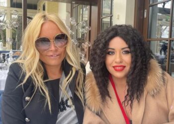 Vica Blochina, ataca la Oana Roman! ”Soțul tău îți trage de sâni prietenele. Ești penibilă!”