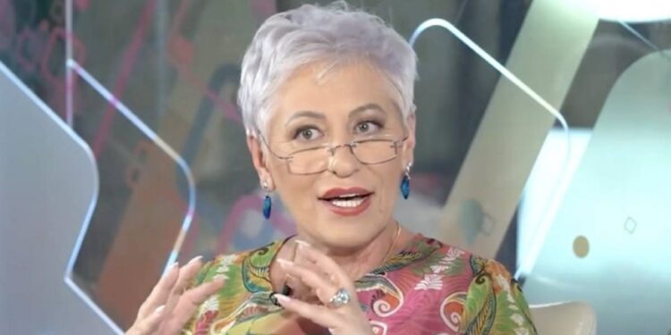Cadourile pe care trebuie să le refuzi. Lidia Fecioru: ”Aduc boală și ghinion”